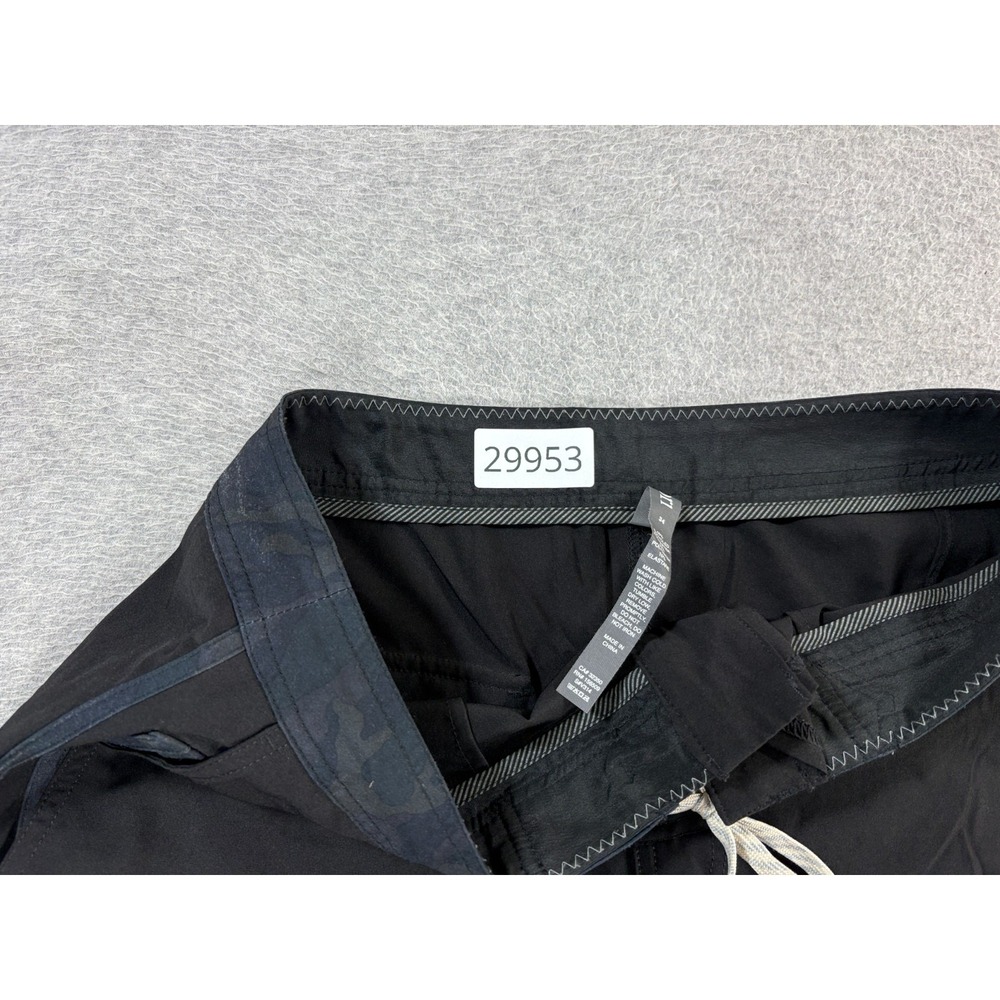 Vuori KORE Unlined Training Workout Outdoor Shorts (Men's 34) Black - 7" - Picture 5 of 11
